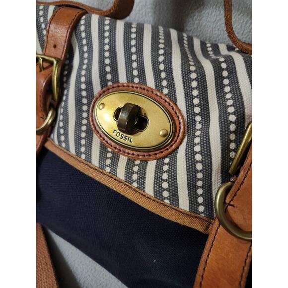 Fossil Brand Canvas Flap Twist Lock Messenger Bag Crossbody Purse Blue Leather - Picture 4 of 13